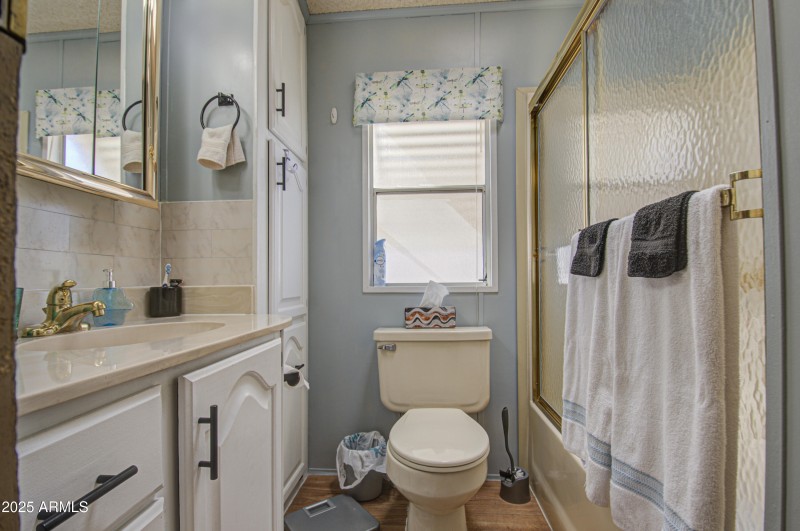 Bathroom-pic 1