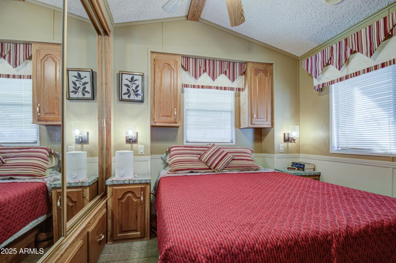 Bedroom-pic 1