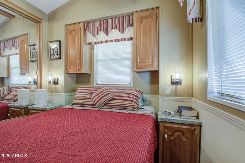 Bedroom-pic 2