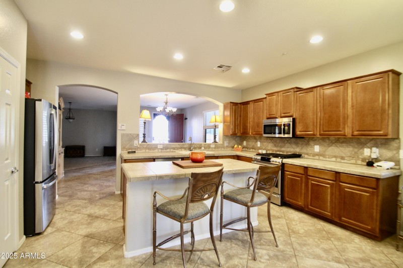 Kitchen (11 x 15)