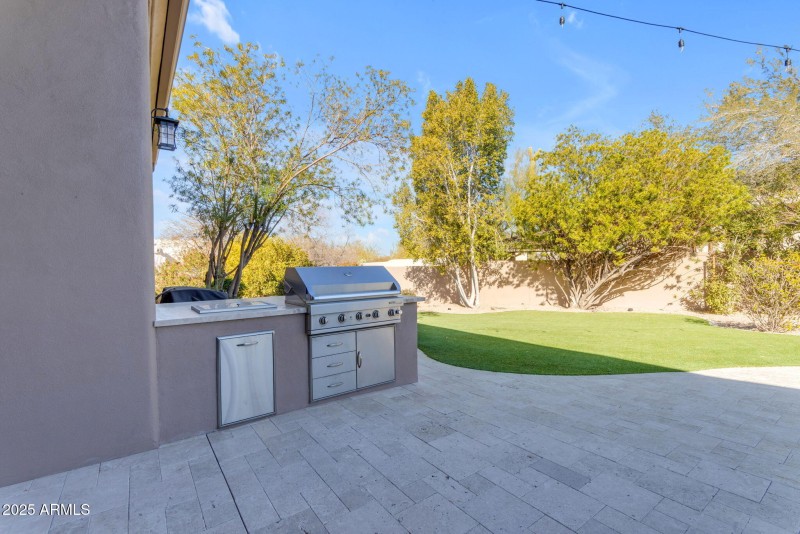 BBQ & Lawn