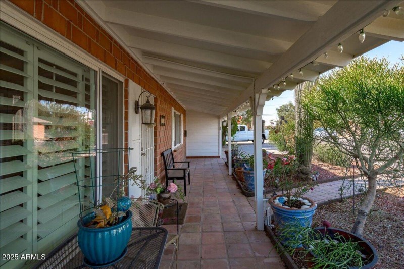 06-Front Patio View