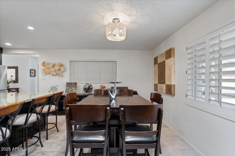 20-Dining Room