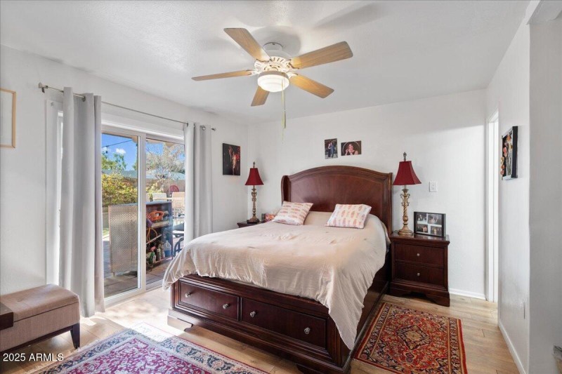 24-Primary Bedroom