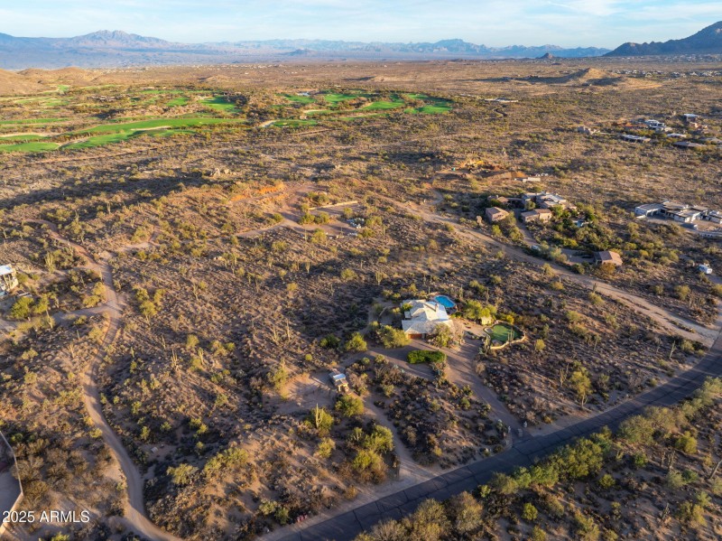 42-web-or-mls-Lot Views