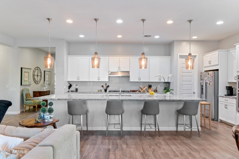 15_12349 n 145th ave-15