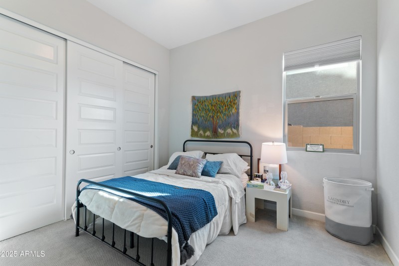 35_12349 n 145th ave-35