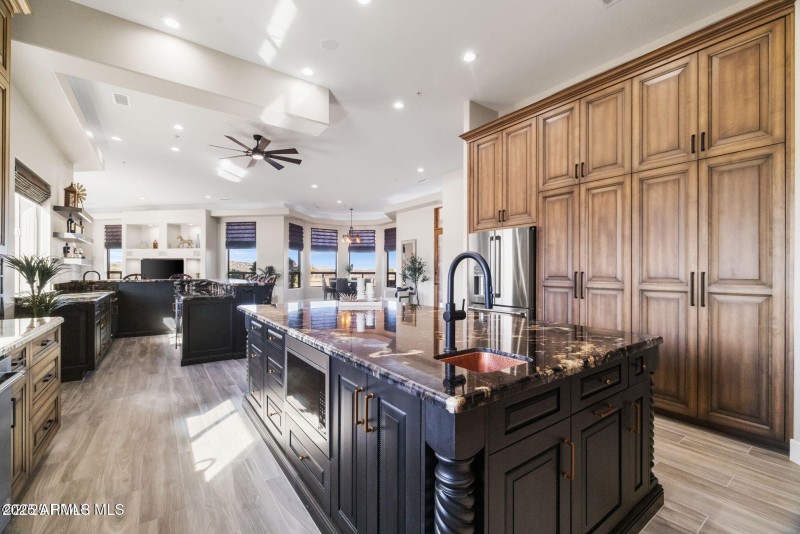 Kitchen 04