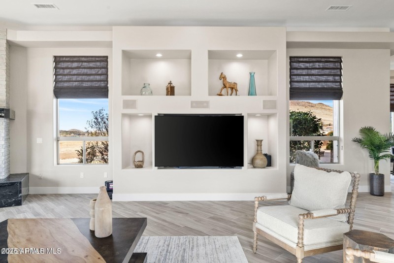 Living Room 02
