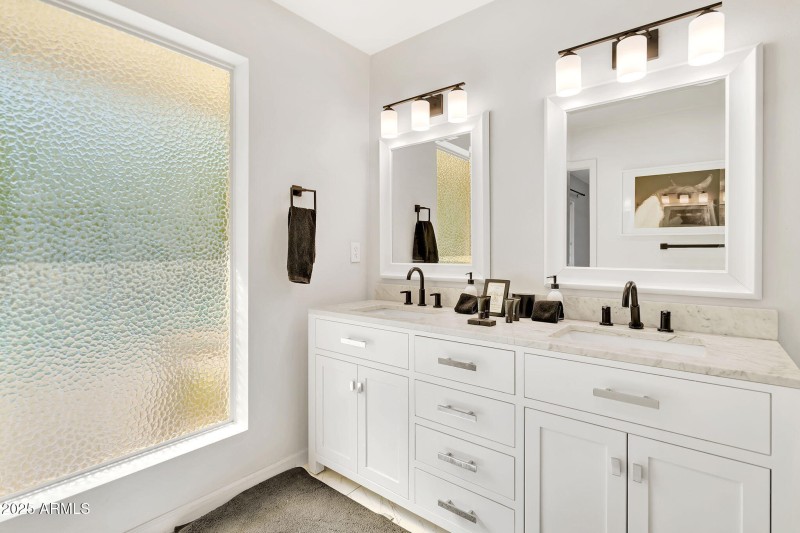 Spa-Like Bathroom