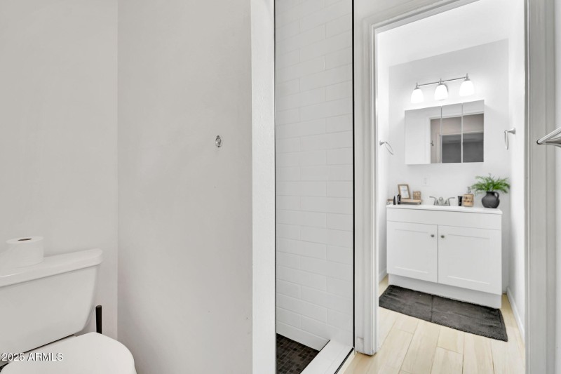 2nd Master Bath