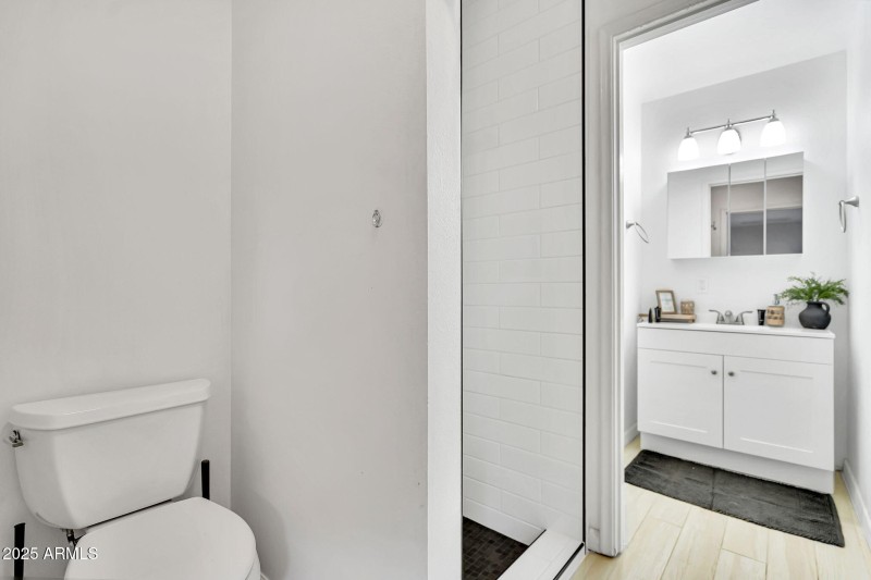 2nd Master Bath