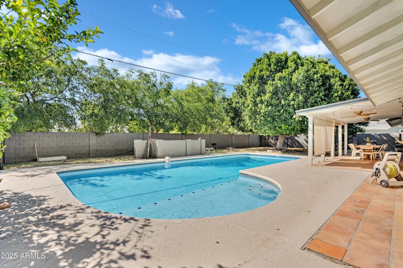 Sparkling Pool