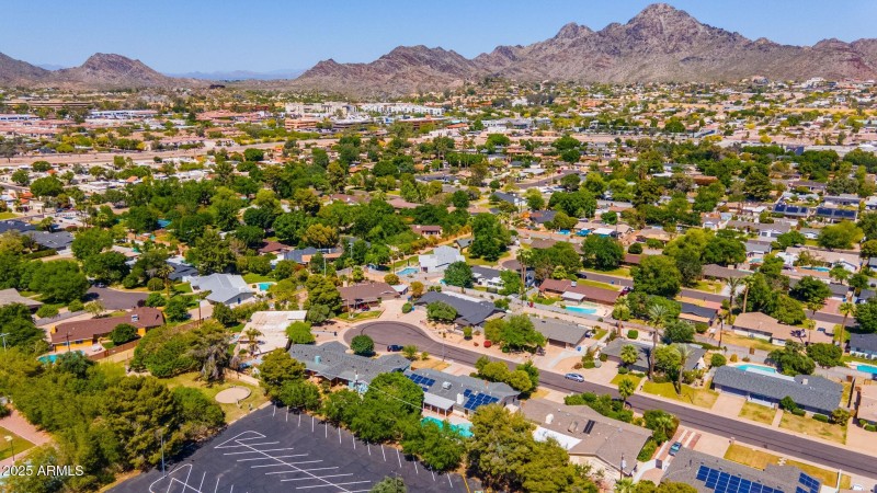 Aerial Uptown
