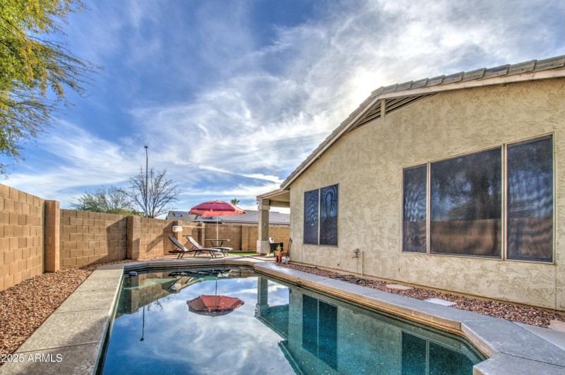Pool2