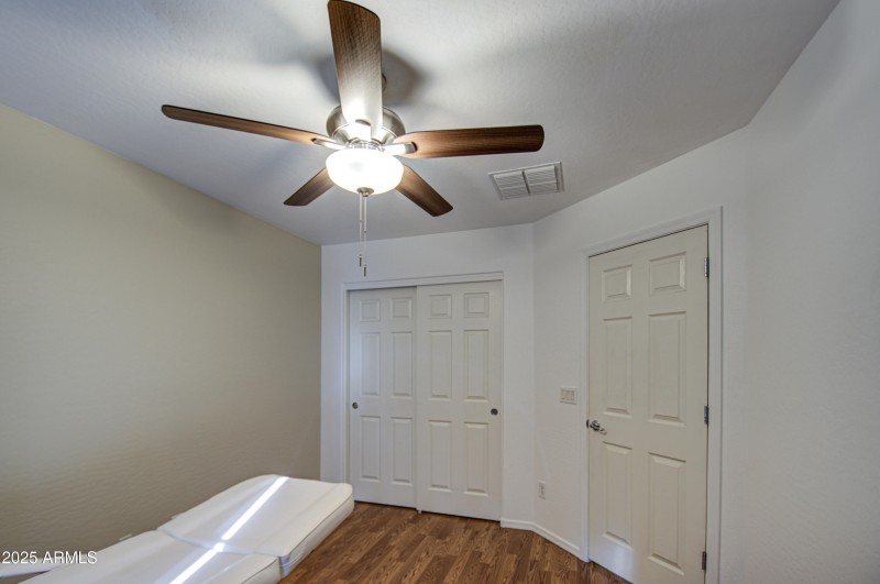 Bedroom 3-pic 2