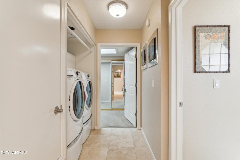 Washer Dryer handy to Primary BR
