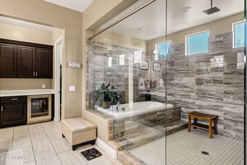 1783 E Desert Broom Pl-41