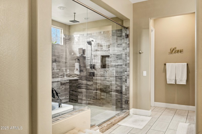1783 E Desert Broom Pl-39