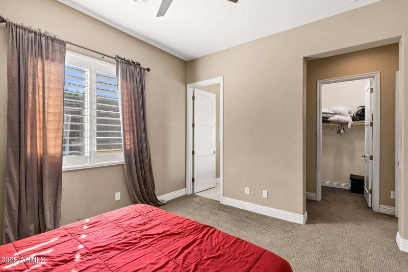 1783 E Desert Broom Pl-32