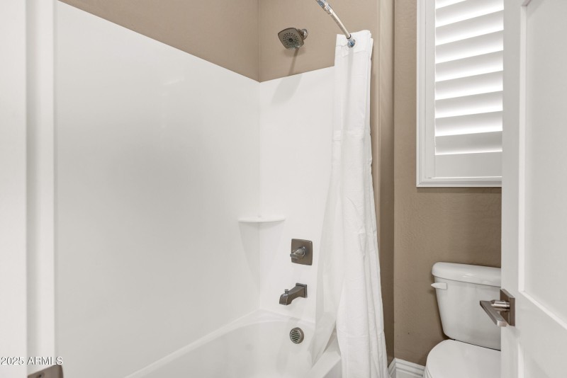 1783 E Desert Broom Pl-25