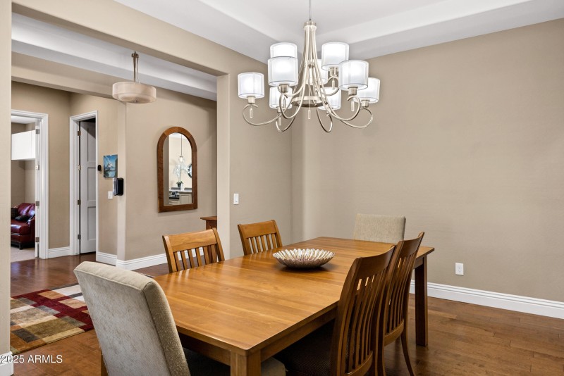 1783 E Desert Broom Pl-12