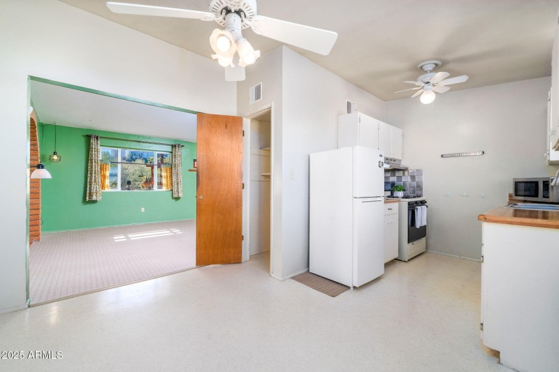 417 W Sunset Drive