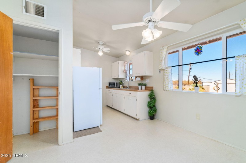 417 W Sunset Drive