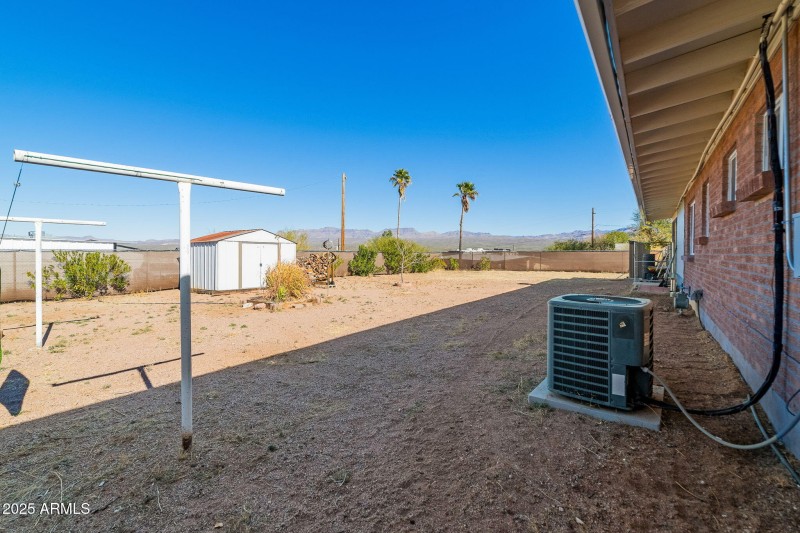 32-web-or-mls-417 W Sunset - MLS Images