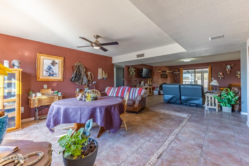 10212 S 47th Ave-6