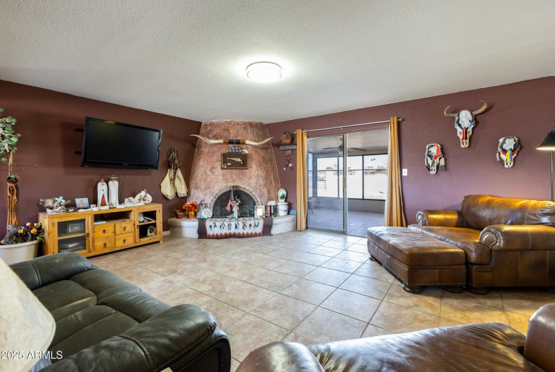 10212 S 47th Ave-8