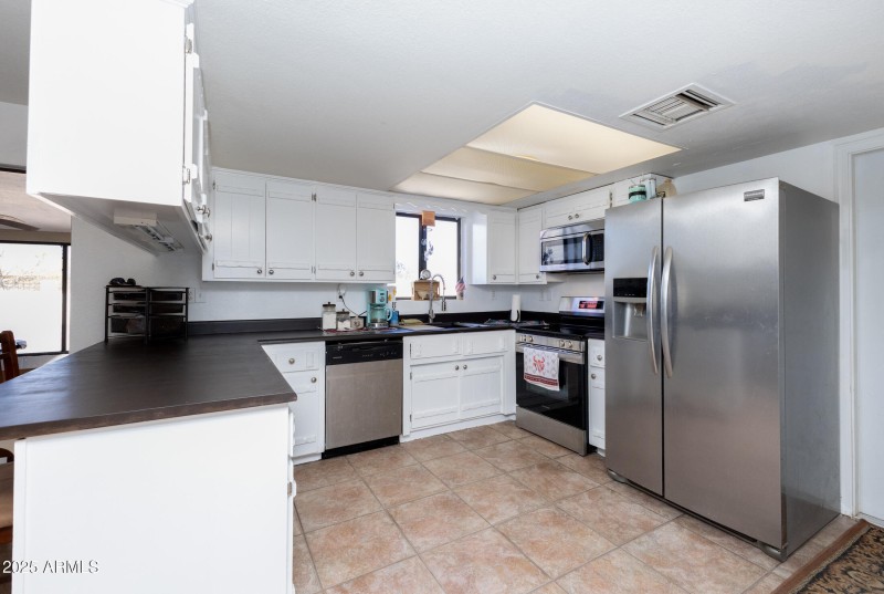 10212 S 47th Ave-11