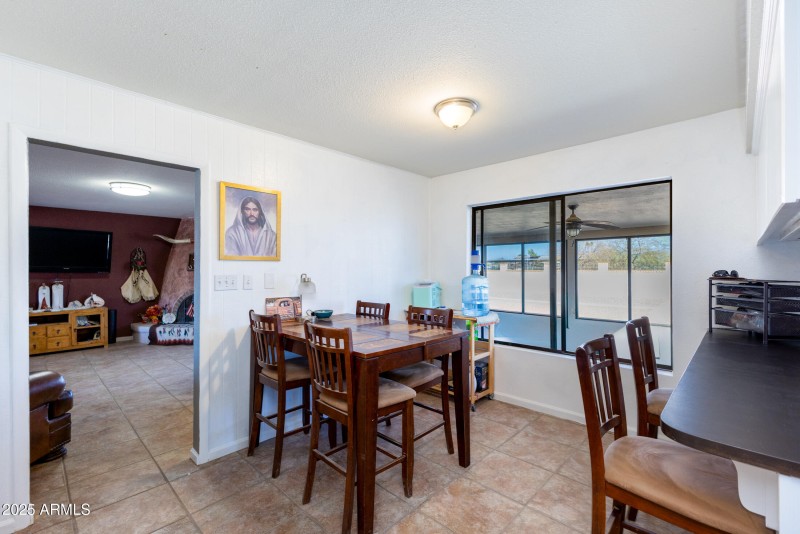 10212 S 47th Ave-13