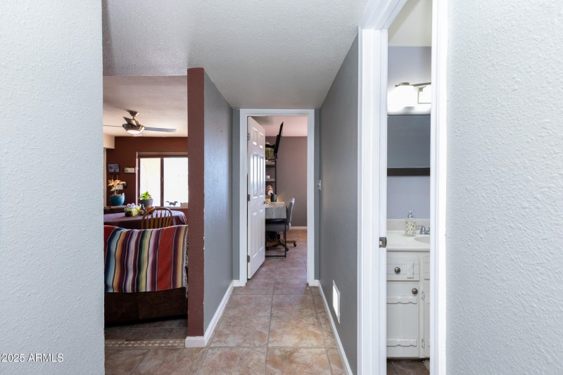 10212 S 47th Ave-23