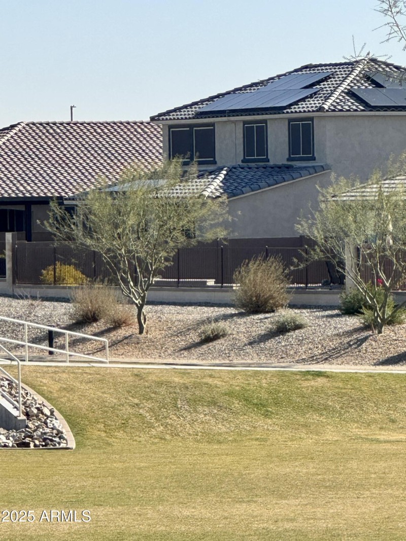 073825CD-C346-420B-B480-89A9002588CD