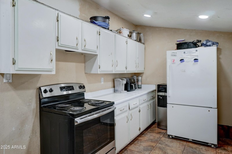 4302 W Dobbins Rd-10