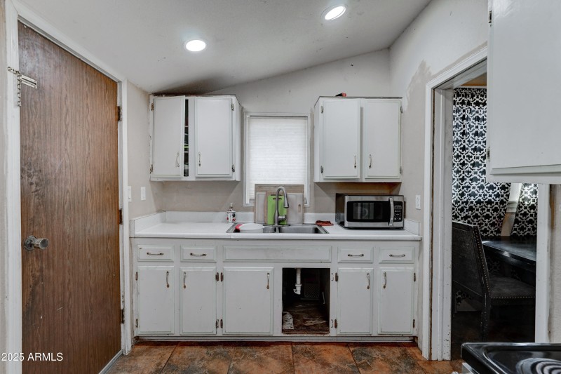 4302 W Dobbins Rd-13