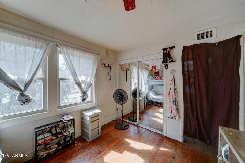 4302 W Dobbins Rd-25