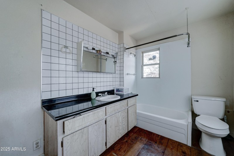 4302 W Dobbins Rd-26