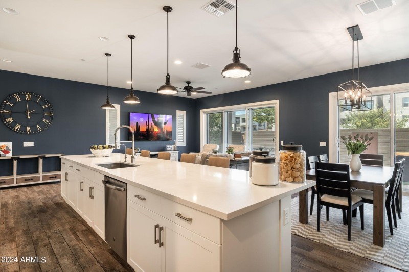 Kitchendining