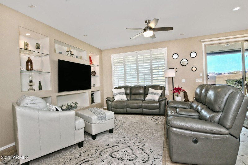 4424 N Potomac Dr Florence AZ-large-010-