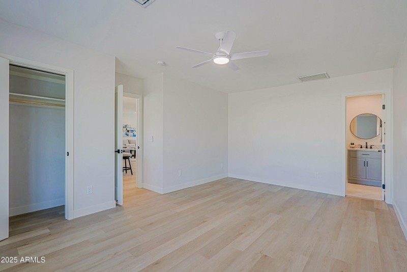 2nd Bedroom Suite 2