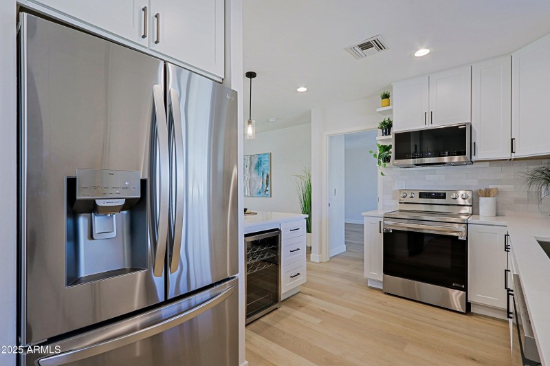 Kitchen 11