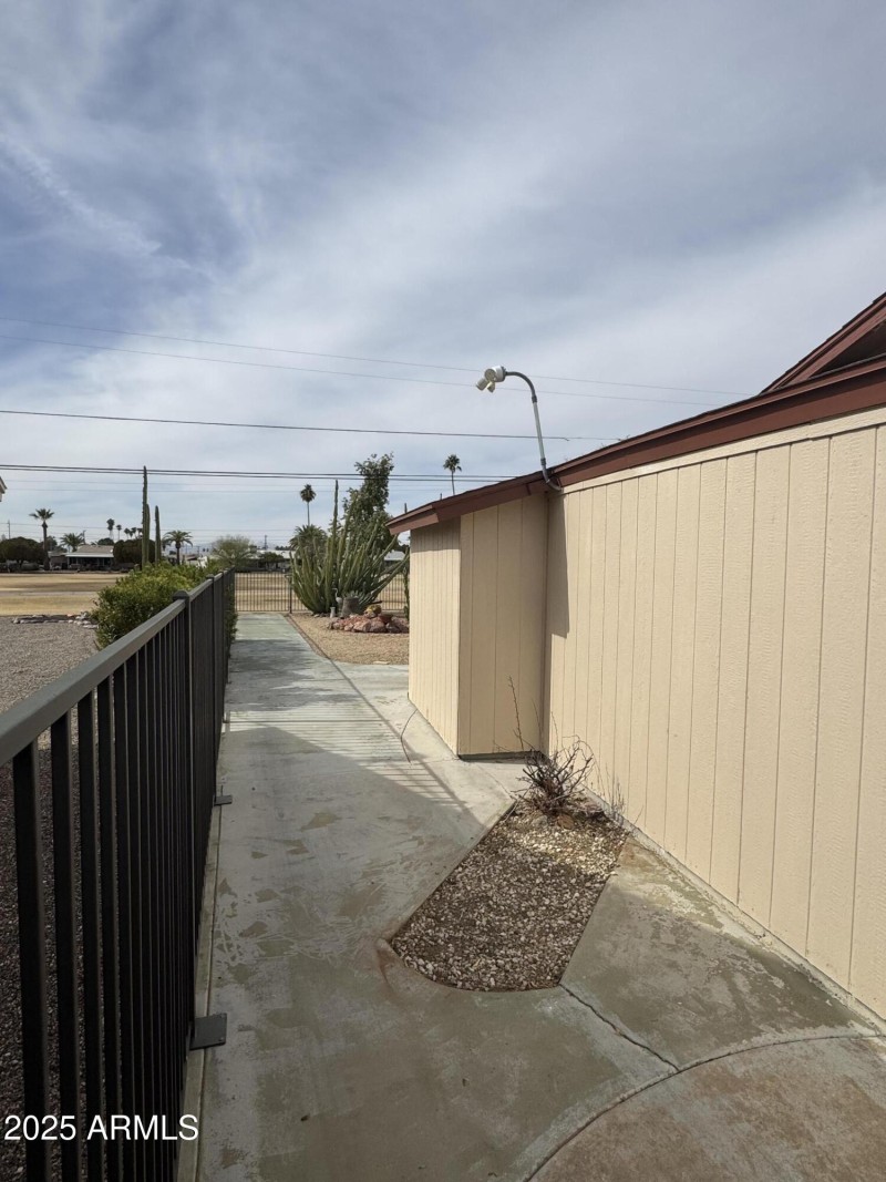 sideyard