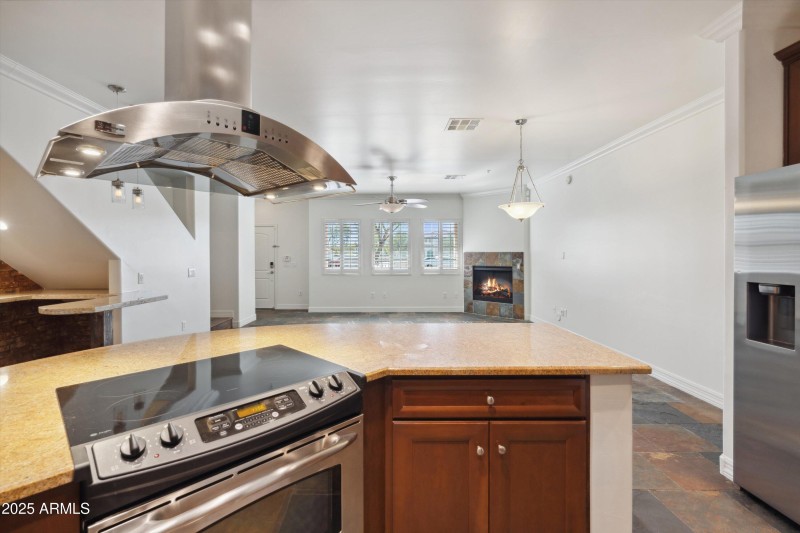 12-Kitchen