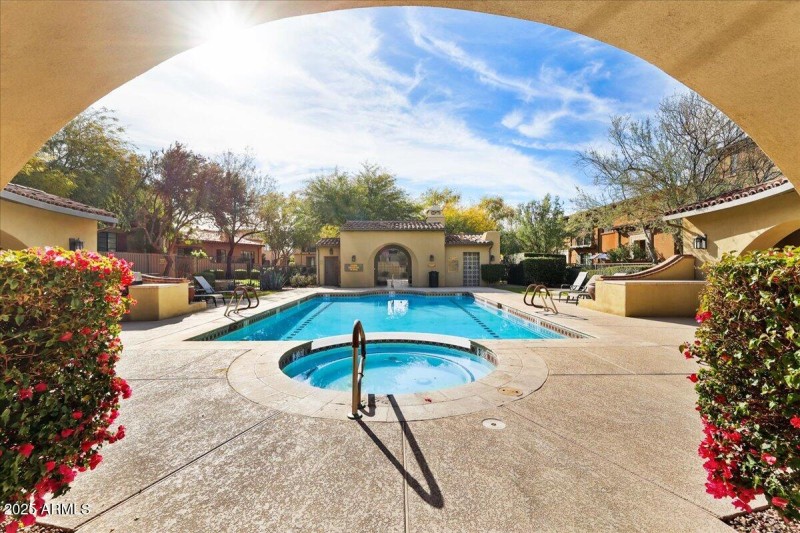 23-Community Spa_Pool