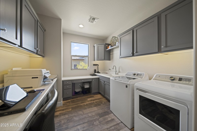 4413 Noble Dr 00020