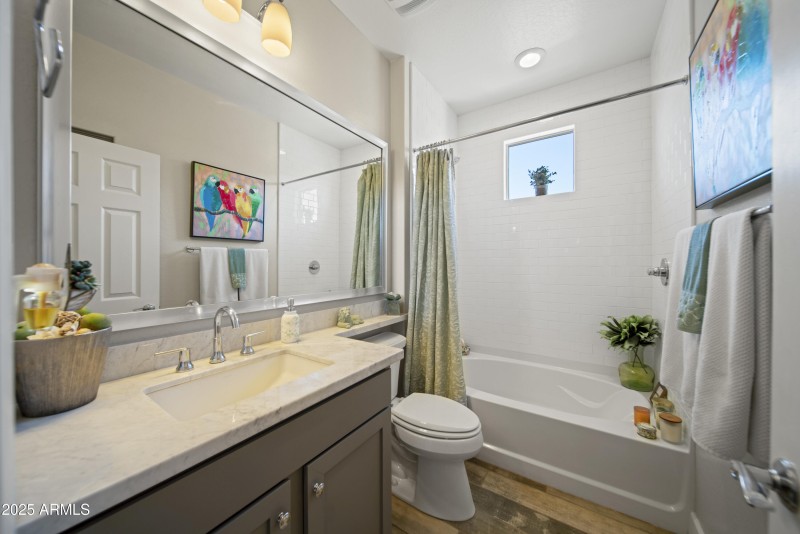 4413 Noble Dr 00021