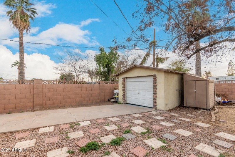 34 - AZ Premier Real Estate Agent