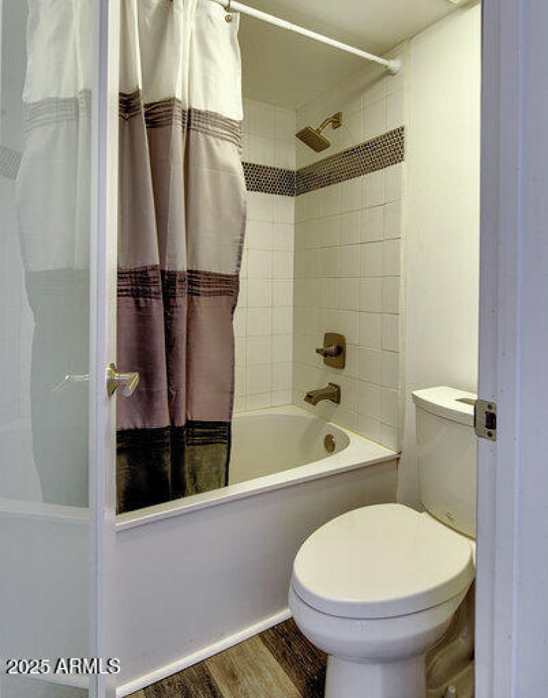 Jacuzzi Tub